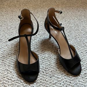 Nine West black heeled sandal with cutout heel, US 7.5
